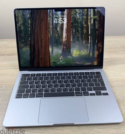 MacBook Air M4 - 16 Ram - Arabica - Like New - Sky blue