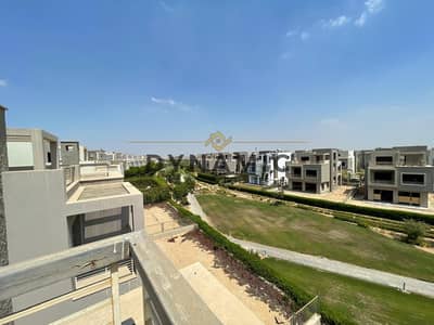 لقطة Jade Villa للبيع - نيو جيزة Ivory Hill - 382م BUA - أرض 425م