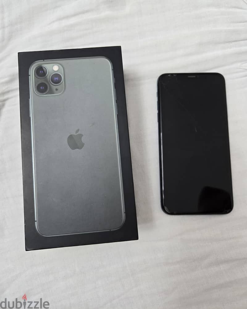 Apple - iPhone 11 Pro Max 3