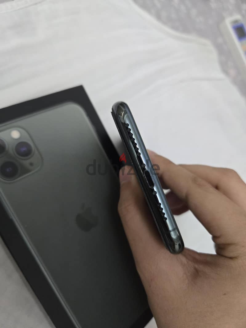 Apple - iPhone 11 Pro Max 6