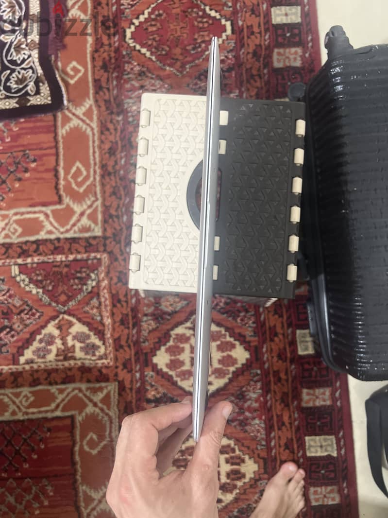 MacBook Air 2011 A1369 (EMC 2469) 6