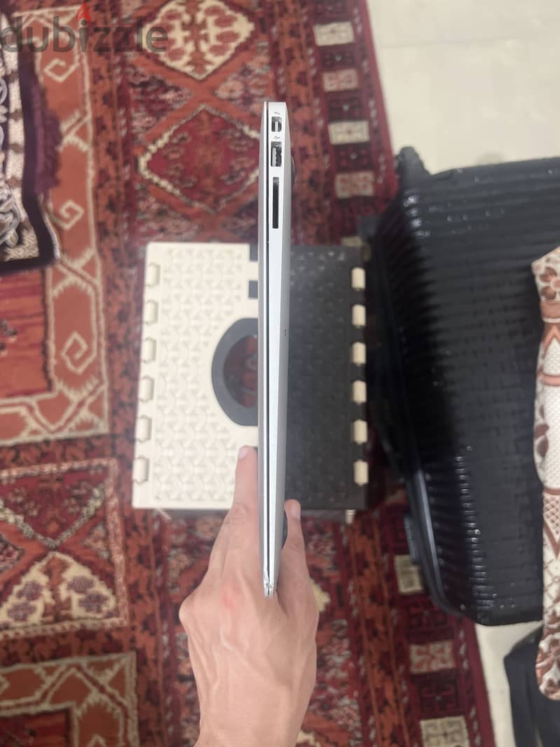 MacBook Air 2011 A1369 (EMC 2469) 7