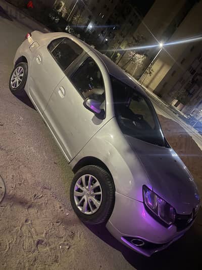 Renault Logan 2016