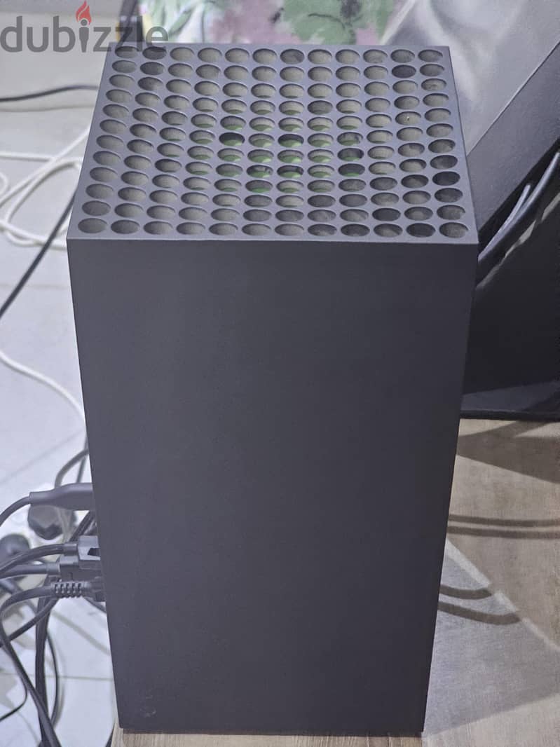 Xbox Series X 1TB EXCELLENT CONDITION 2