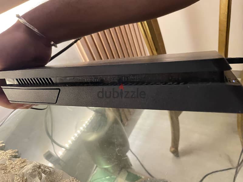 PS4 Slim 500GB 3