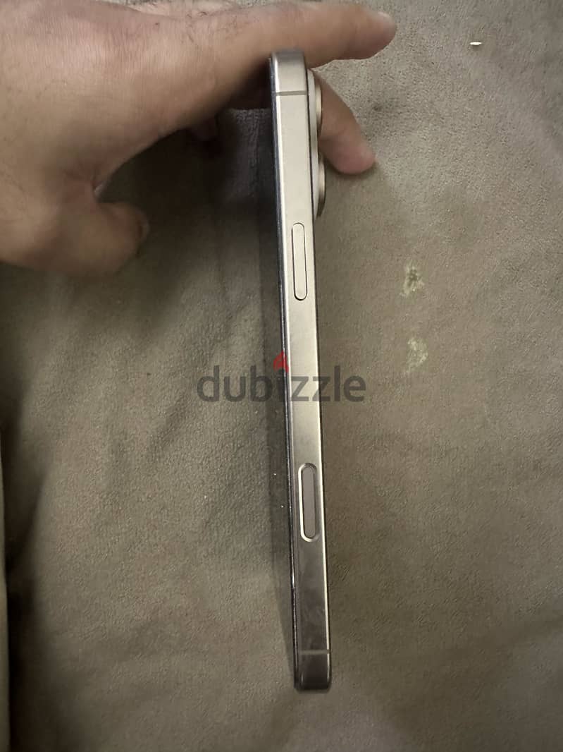 Apple - iPhone 16 Pro Max 3