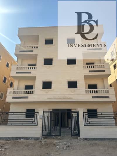 من المالك مباشرة بيزمنت كامل للبيع بأفضل سعر وموقع بالاندلس