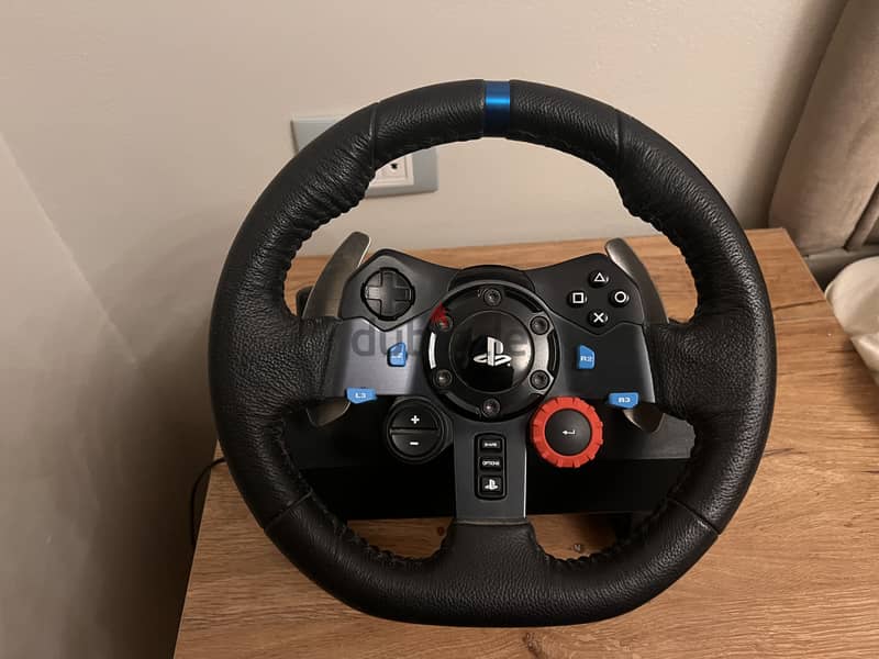 Logitech G29 Driving force 1