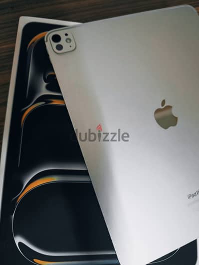 للبيع iPad Pro M4 13: 256GB : Wi-Fi