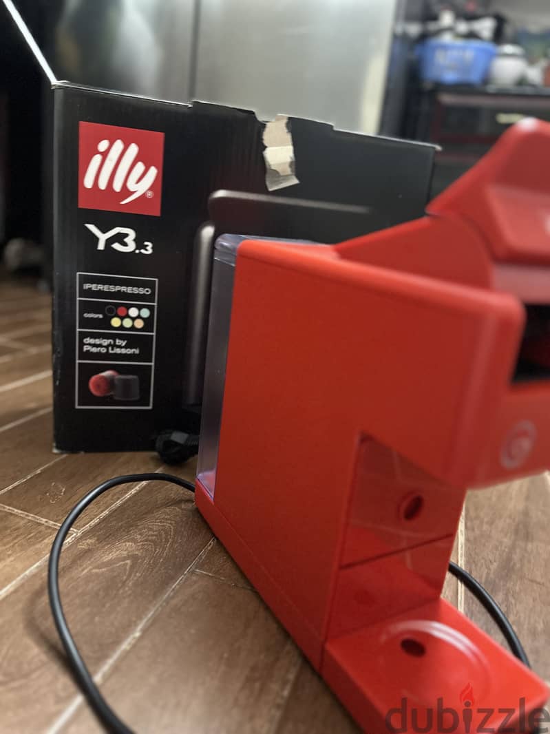 illy Y3 3