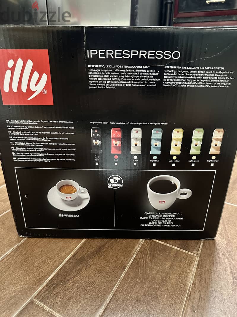 illy Y3 7