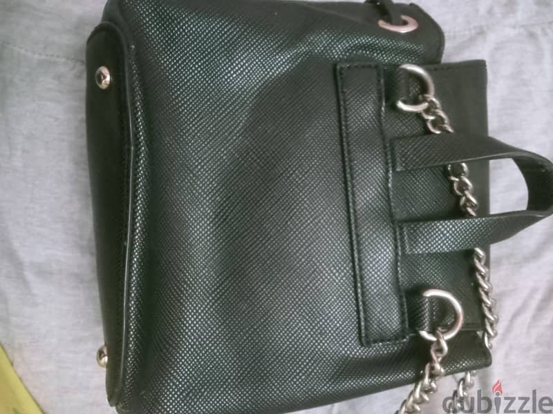 Original GUESS 1981 Black Backpack – Excellent Condition 2