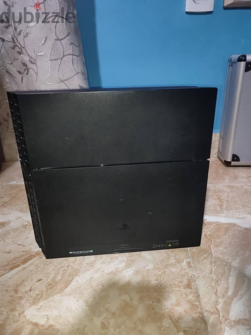 PlayStation 4 2