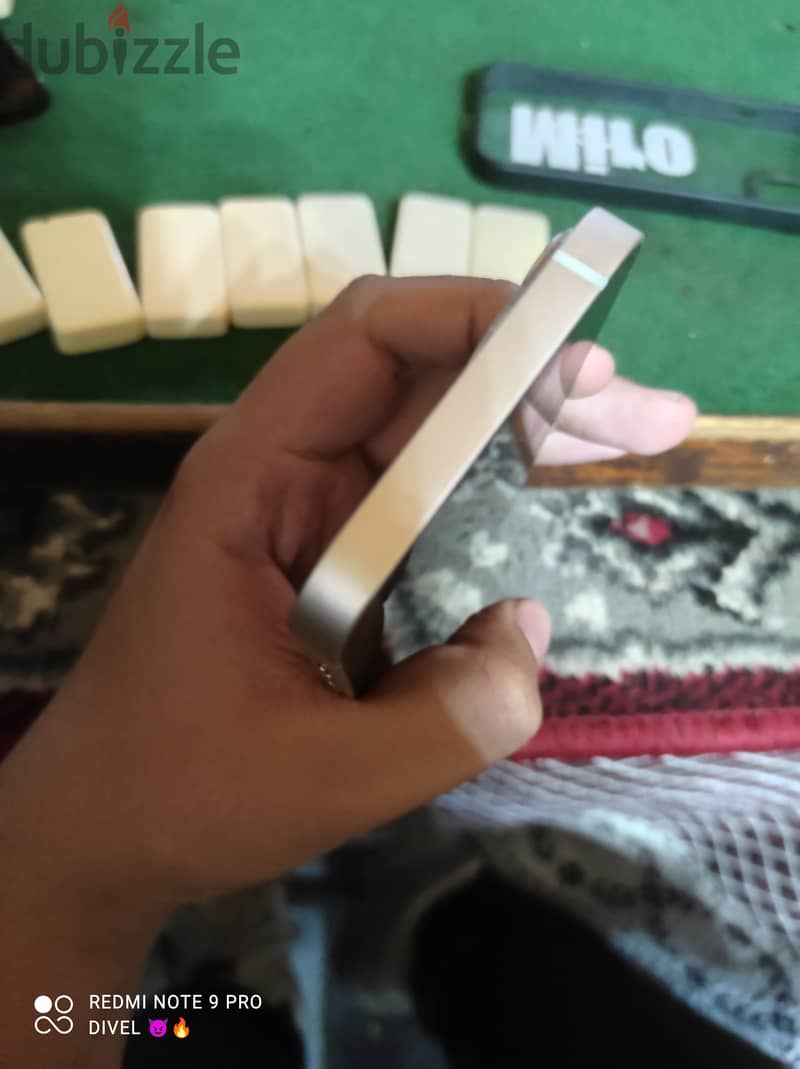 Iphone 13 4