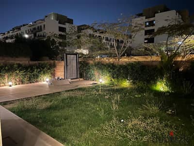 أول سكن | شقة أرضي بحديقة 115م للإيجار في سوديك إيستاون – بالقرب من الجامعة الأمريكية