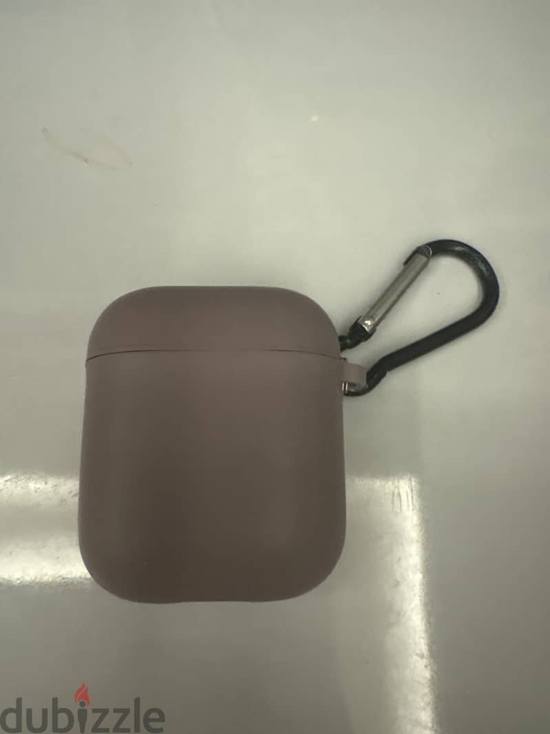 AirPods (2nd generation) used 4