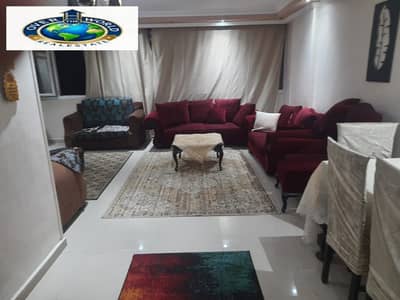 Furnished apartment for rent Zahraa El-Maadi Darna Al-Saadah Street consists of three bedrooms and a reception 2 bathrooms and air-conditioned kitchen Wi-Fi natural gas second floor elevator prime location