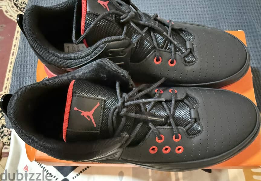 Nike original model Jordan max aura 5 1