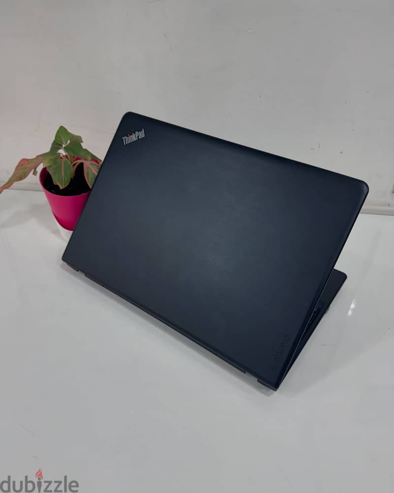 Lenovo Thinkpad E570 2