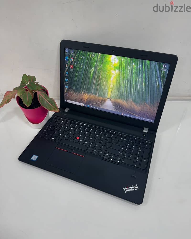 Lenovo Thinkpad E570 3