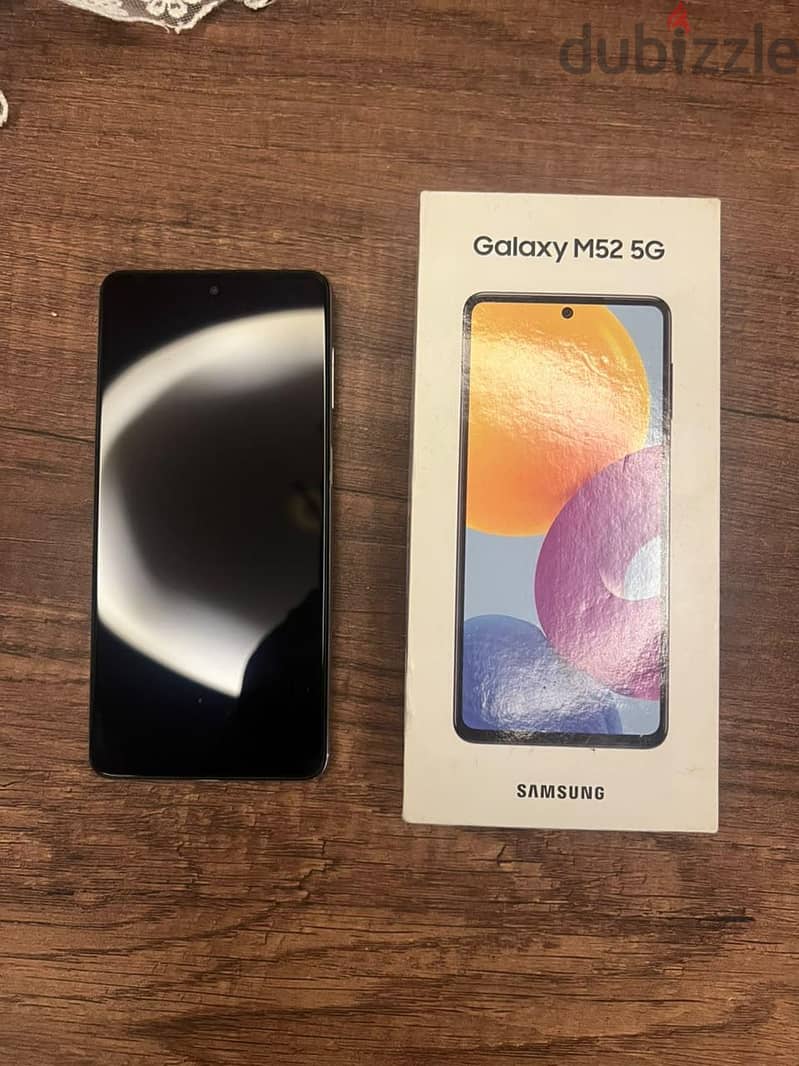 Samsung M52 5G 3