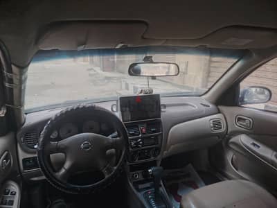 Nissan Sunny 2009