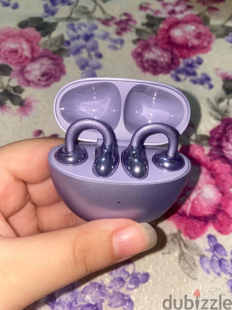 Honor Choice Earbuds clip 2