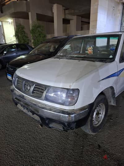 نيسان بيك أب 2009