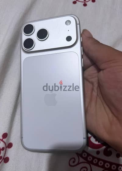 ايفون 17 برو ماكس 256 بطاريه 100 Esim علي ضرائب 28000