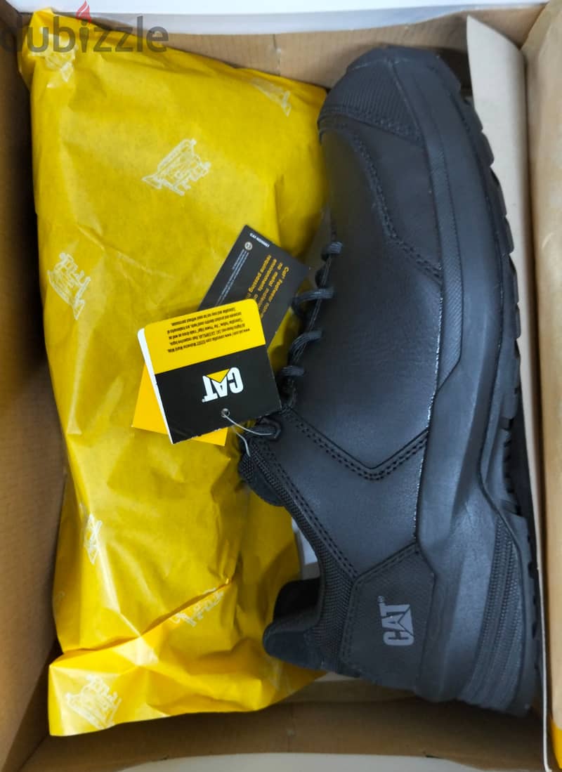 Safety shoes 3