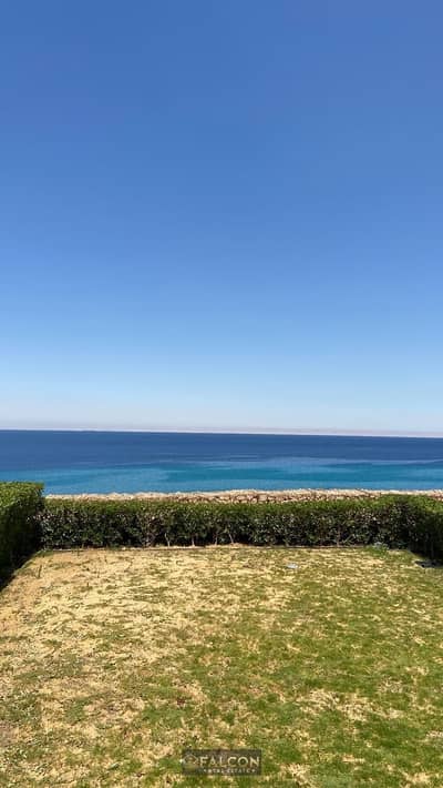 شاليه بحري بالكامل واخد واجهتين تريبل فيو قريب من البحر متشطب luxury ultra modern دقاقق من il mont galala -azha sukhna+LA vista