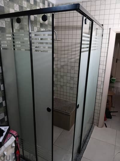 كباين شاور زجاج سكوريت مودرن