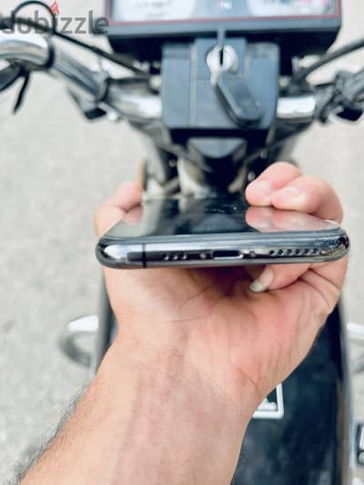 Apple - iPhone 11 Pro