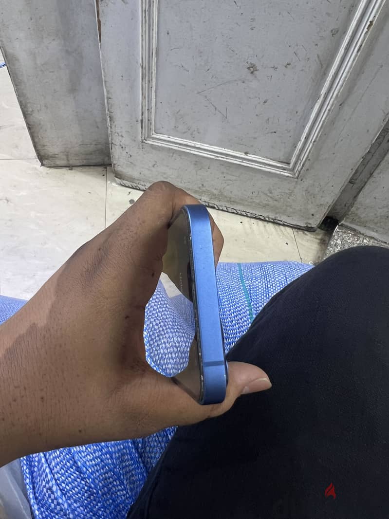 Apple - iPhone 13 7