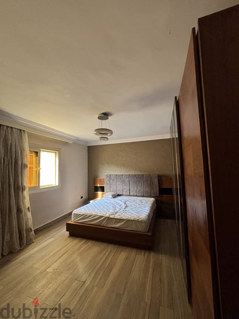 Bedroom for sale 4