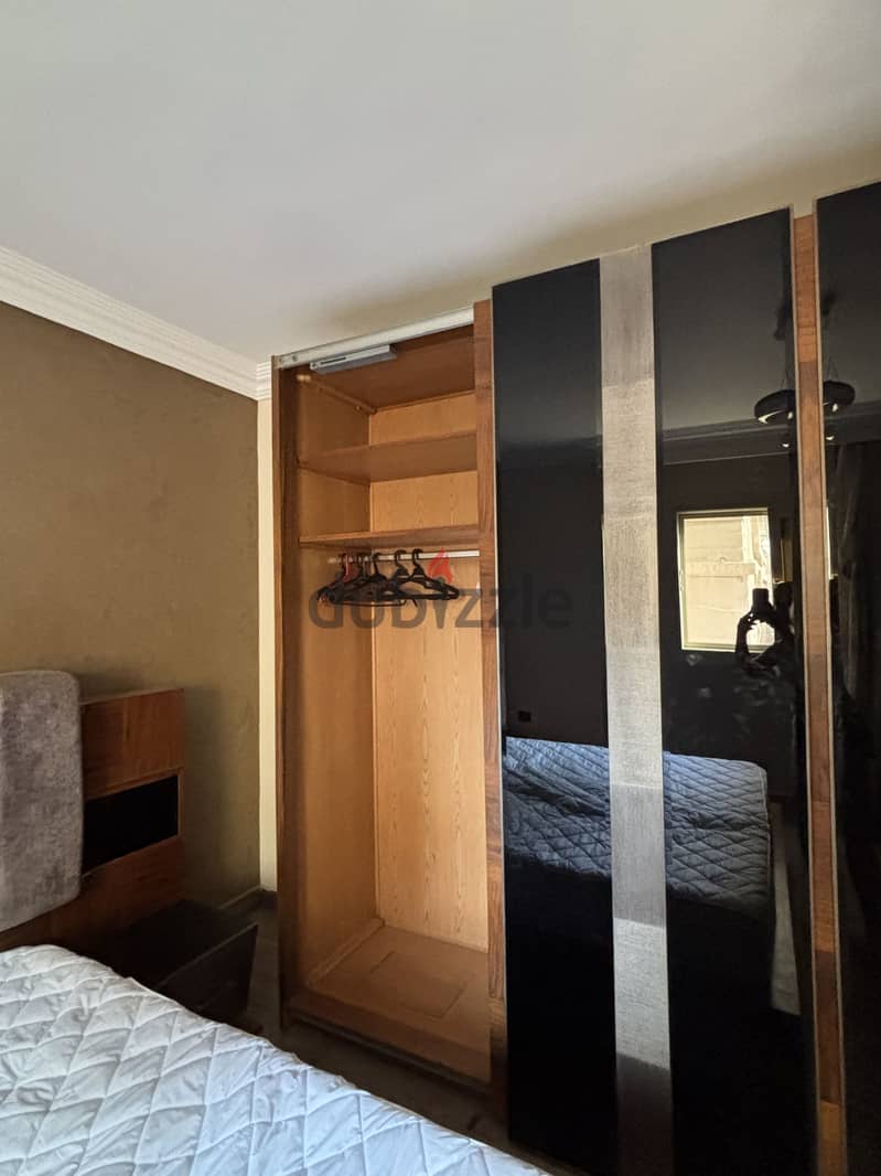 Bedroom for sale 6