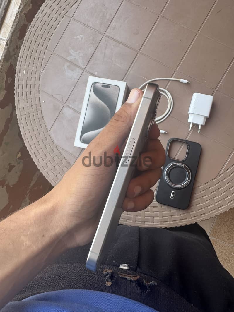 Apple - iPhone 15 Pro 2