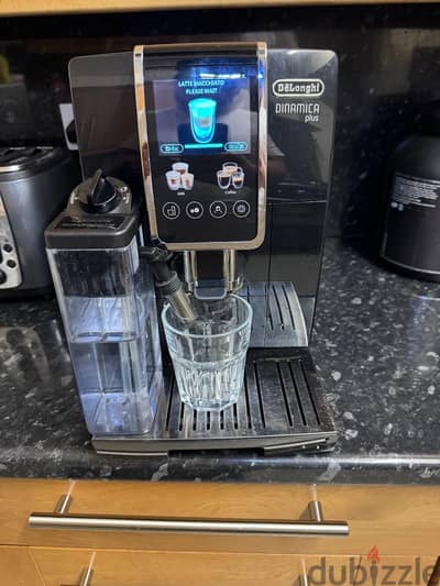 De'Longhi Dinamica Plus (ECAM380.95. TB) used Like NEW
