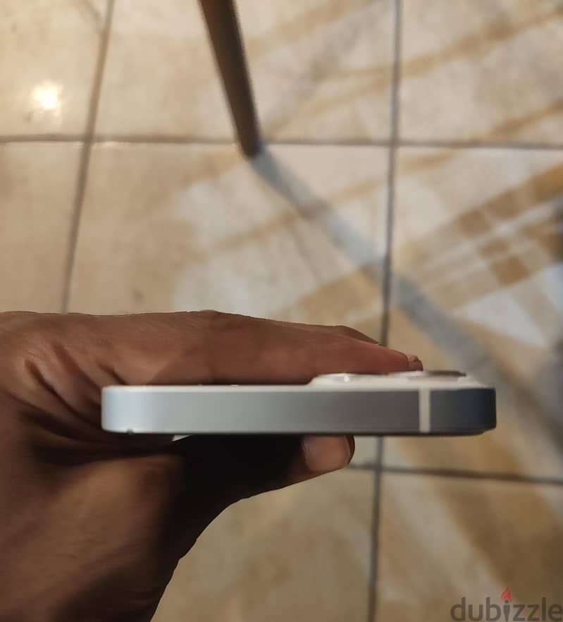 آبل - آيفون 13 4