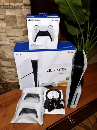 Ps5 Slim CD لسه في الضمان
