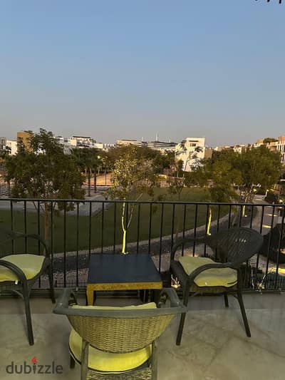شقة مفروشة للايجار - كورت يارد سوديك الشيخ زايد بيفرلى هيلز Furnished Apartment for rent - Courtyard Sodic Compound el sheikh zayed Beverly hills