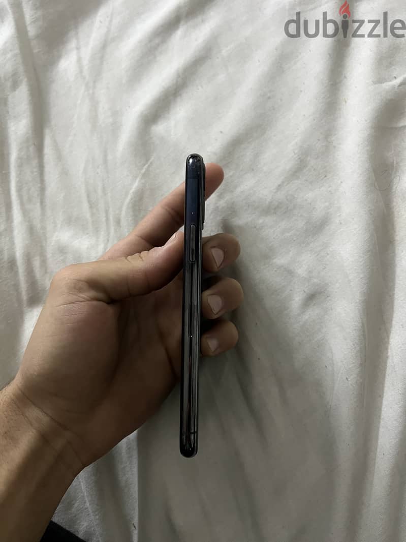Apple - iPhone 11 Pro 2