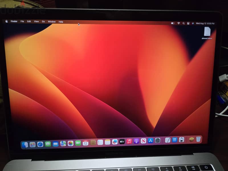 macbook pro 13" (2017) 1
