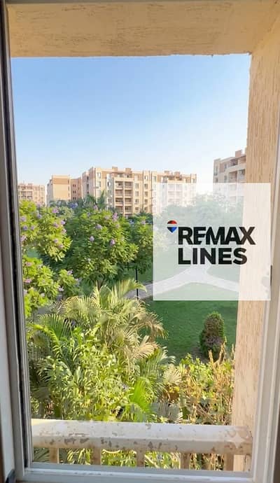 Apartment for sale in Madinaty B7 wide garden view, very distinctive location in front of the club, special finishes