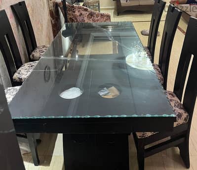 سفره ب ٦ كراسي زان حاله كويسه