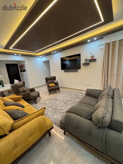 شقة مفروشة للايجار فى جنة زايد 2 الشيخ زايد قريبه لهايبر وان Furnished Apartment for rent on n Janna 2 Compound El sheikh zayed