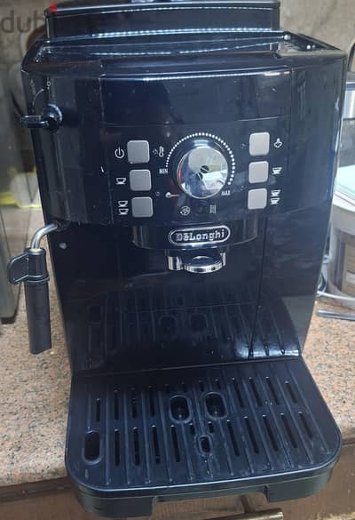 delonghi magnifica S