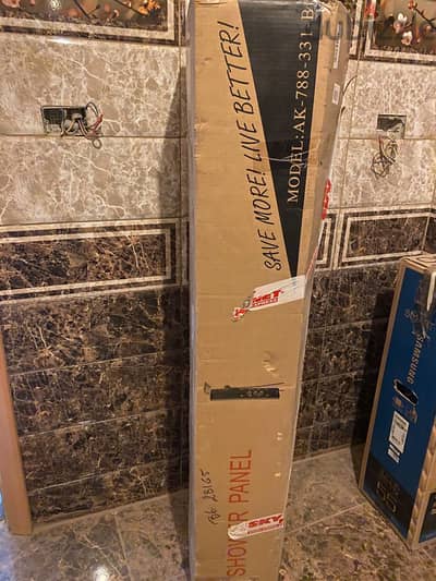 Brand New Glass Hydromassage Shower Panel \ لوحة دش هيدرومساج