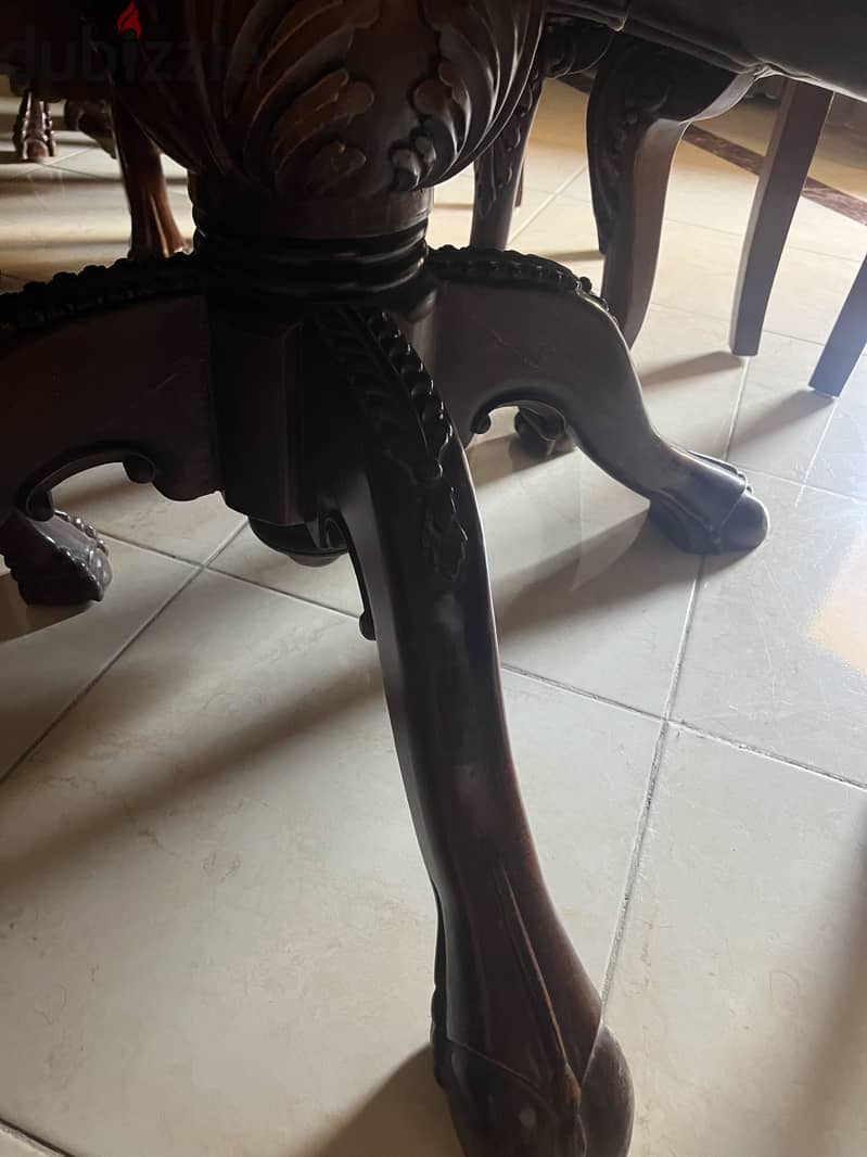 Dinning room in a very good condition 5