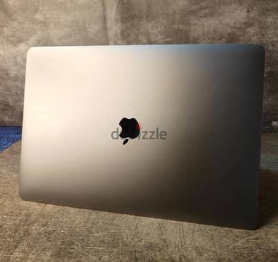 MacBook Pro (( i9 )) 15-inch (2018) - A1990 | القوة والأداء الفائق 